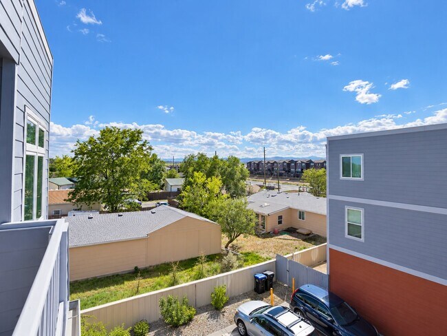 Building Photo - 3576 W 66th Ave