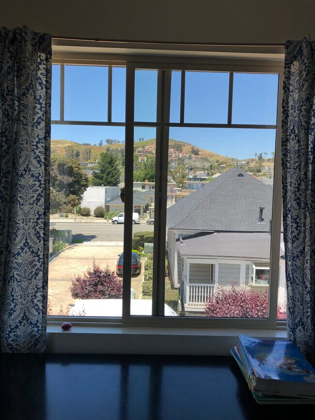 836 E Thompson Blvd Unit I, Ventura, CA 93001 Condo for Rent in