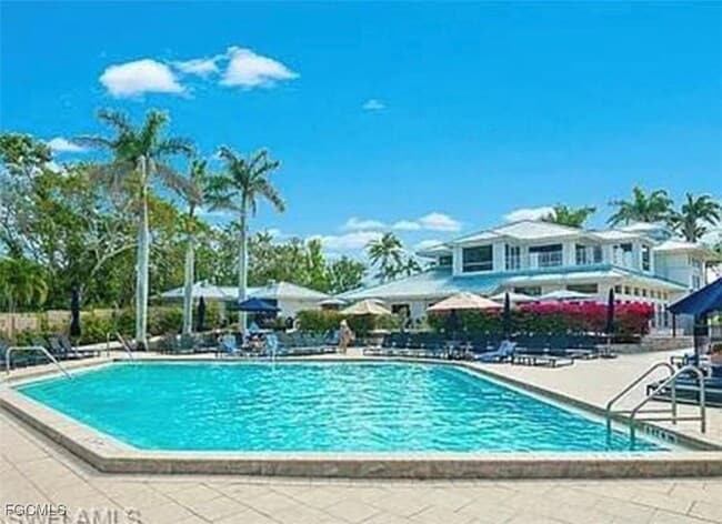 Foto del edificio - 340 Horse Creek Dr