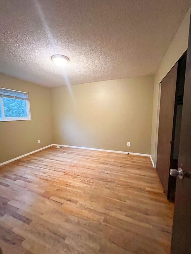 Building Photo - 2715 Darla Ct