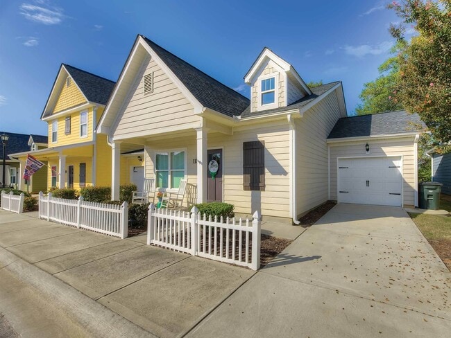 Building Photo - Augusta's Alternative to Apartment Living – Single-Family Home Rental