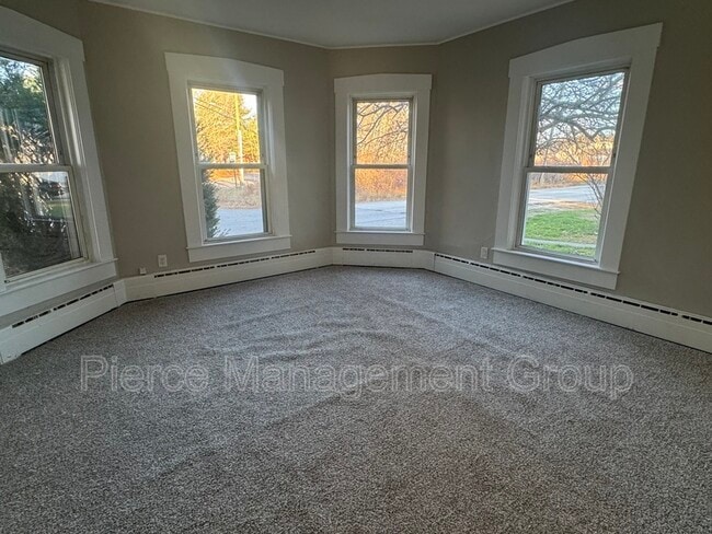 Building Photo - 69 Turnpike St