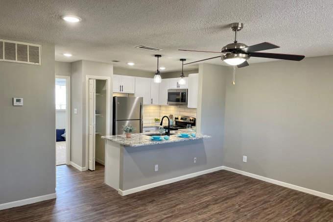 Foto principal - 1 bedroom in Austin TX 78745