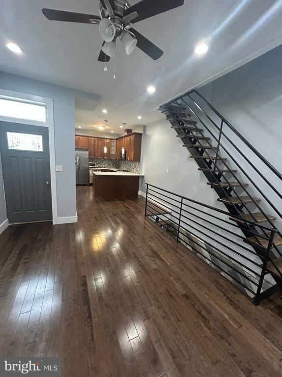 Foto del edificio - 2436 N Reese St