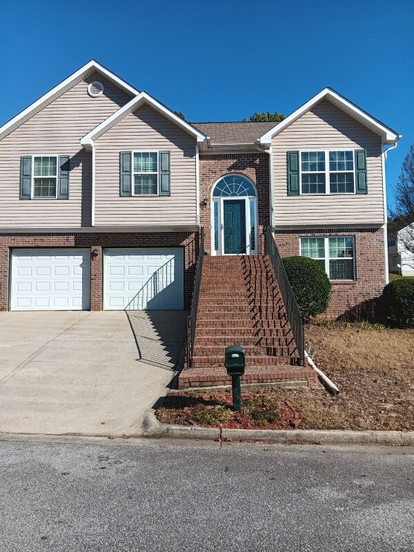 3708 Micah Ct Unit 1, Ellenwood, GA 30294 Room for Rent in Ellenwood, GA