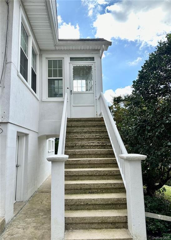 Foto del edificio - 128 Nethermont Ave