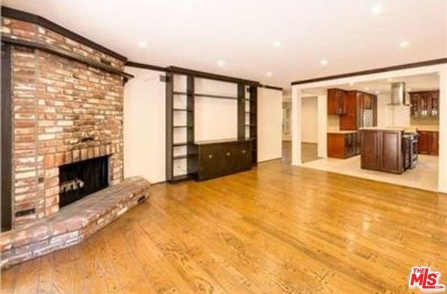 Foto del edificio - 2745 Casiano Rd