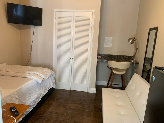 Foto del edificio - 22970 Crespi St
