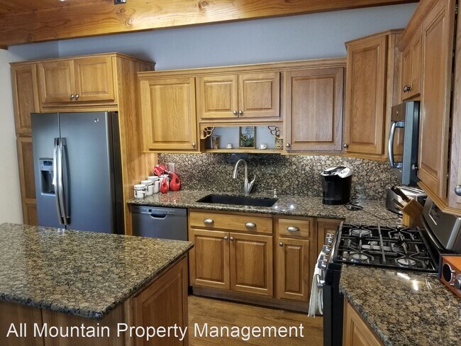 Foto del edificio - 3 br, 2 bath House - 629 Moreno