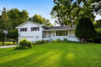 Building Photo - 6233 Parnell Ave