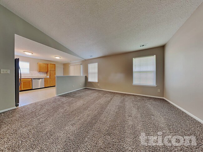 Building Photo - 4900 Hunters Run