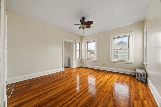 Foto del edificio - 407 N MacQuesten Pkwy