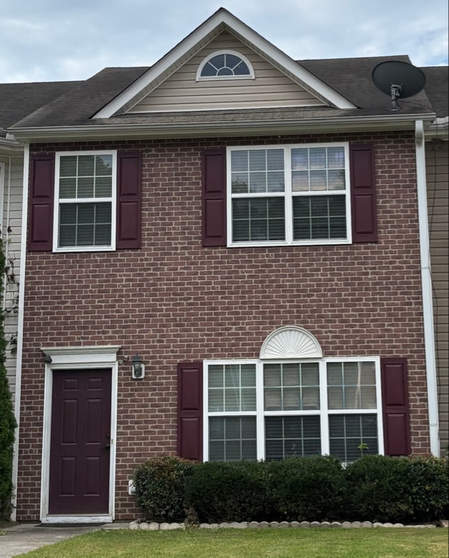 Foto del edificio - 8235 Oakley Cir