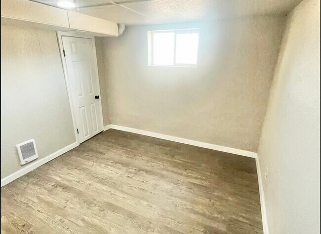 Foto del edificio - 912 Baltic St