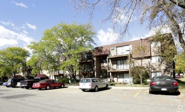 Building Photo - Village Apartments