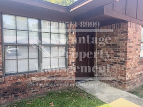 Building Photo - 2085 Keathley Dr