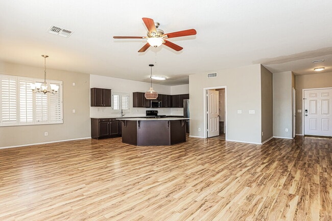 Foto del edificio - 11231 E Covina Cir