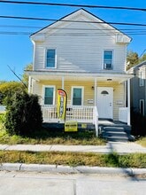 Building Photo - 1317 18th St