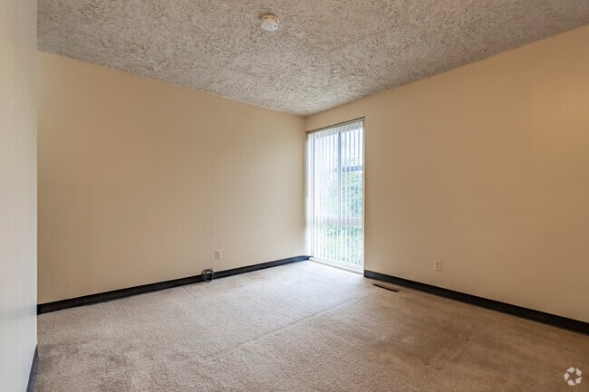 2BR, 1.5BA - 900SF - Bedroom 2 - Tradewind Apartments