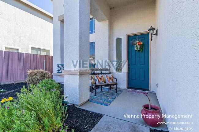 Building Photo - Beautiful Property in Roseville