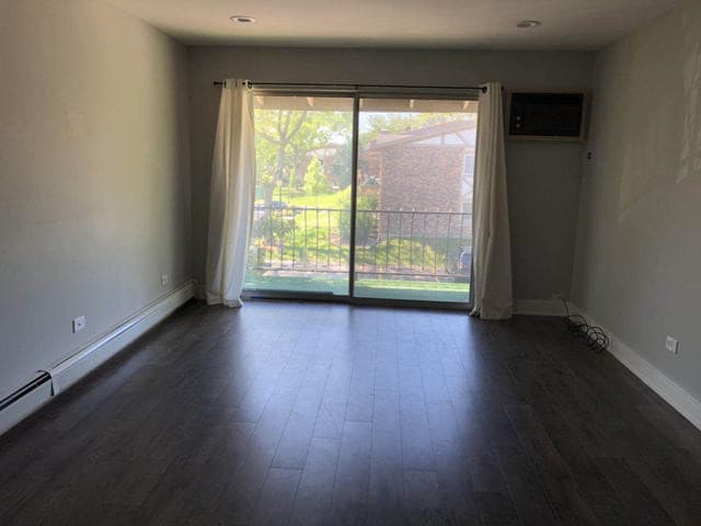 Foto del edificio - 16W575 79th St