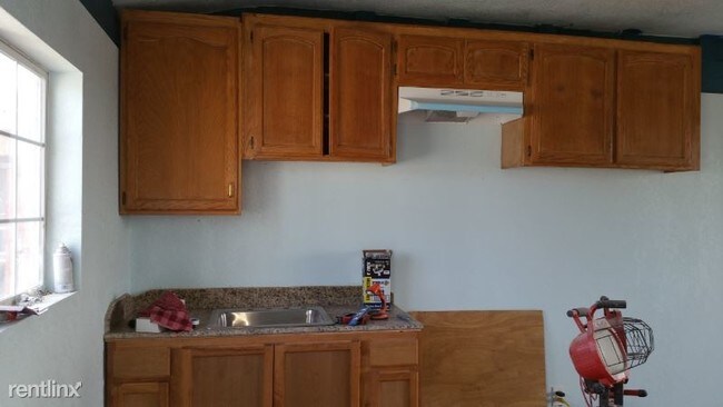 Foto del edificio - 1 br, 1 bath Apartment - 42451 Sage Road