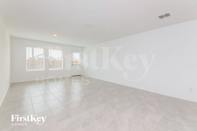 Foto del edificio - 221 Boxberry Wy