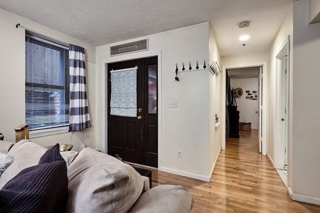 Foto del edificio - 265 Emerson St