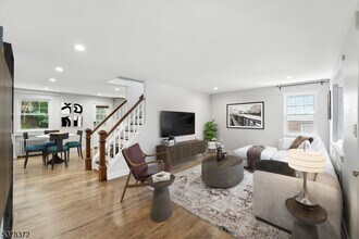 Building Photo - 37-06 Ferry Heights
