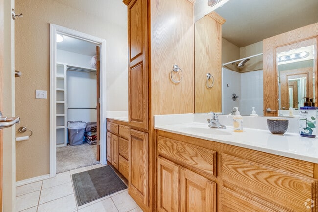 Building Photo - 4527 Ida Louise Ct