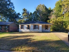 Building Photo - 3432 Tellico Dr