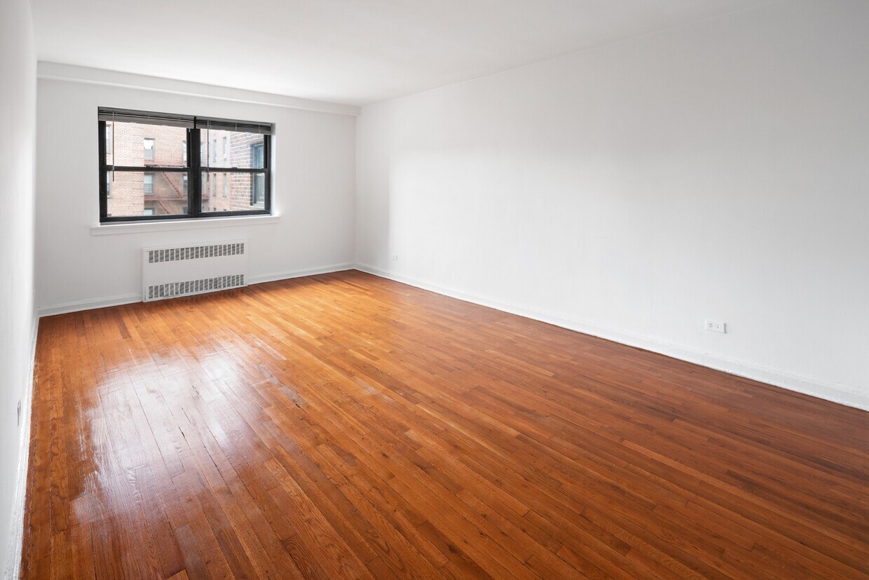 8355 Austin St Unit 5D, Queens, NY 11415 Room for Rent in Queens, NY