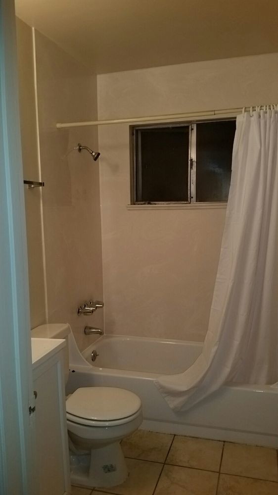 Foto del edificio - 1640 6th Ave