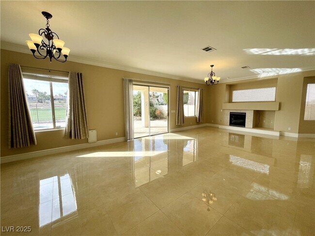 Building Photo - 231 Cliff Valley Dr