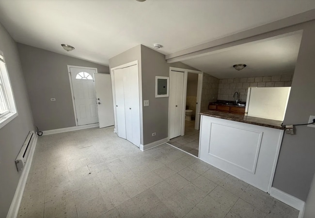 Building Photo - 2349 N Lorel Ave
