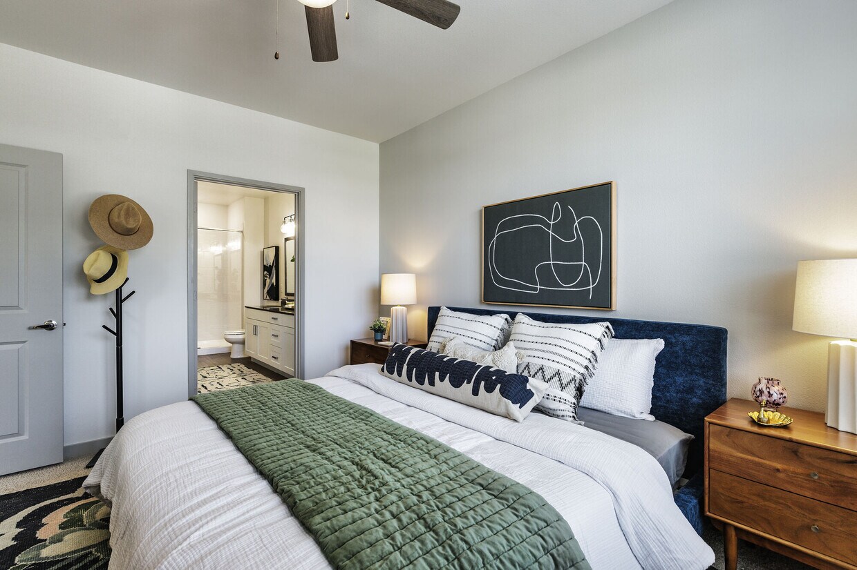 The Palmer 2001 Plateau Vista Blvd Round Rock, TX Apartments for