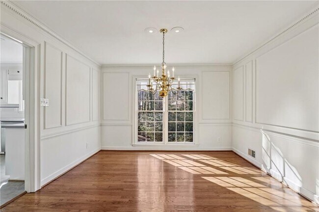 Building Photo - 5189 Hidden Branches Cir