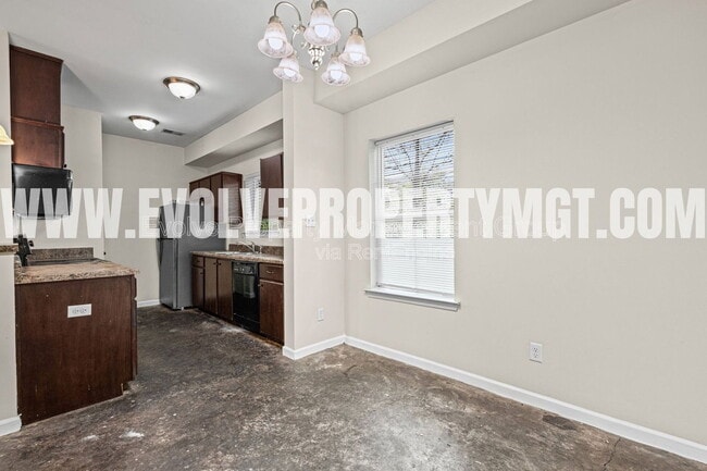 Photo - 3586 Brister St House