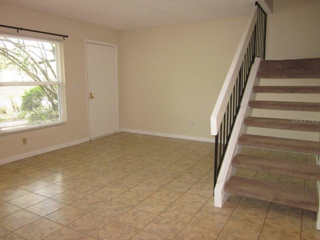 Foto del edificio - 14711 Lake Forest Dr