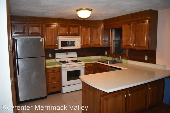 Building Photo - 2 br, 2.5 bath House - 503 Wellman Avenue