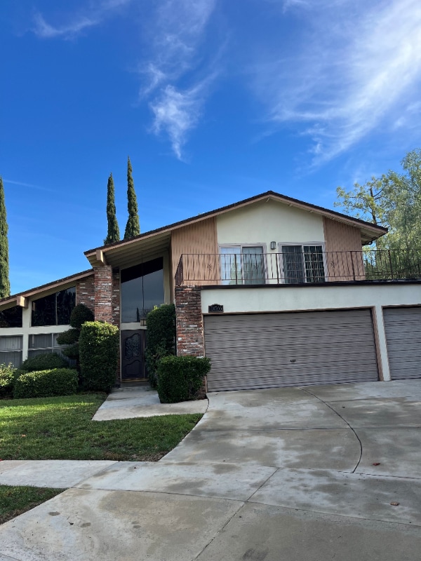 Building Photo - 10700 Baile Ave