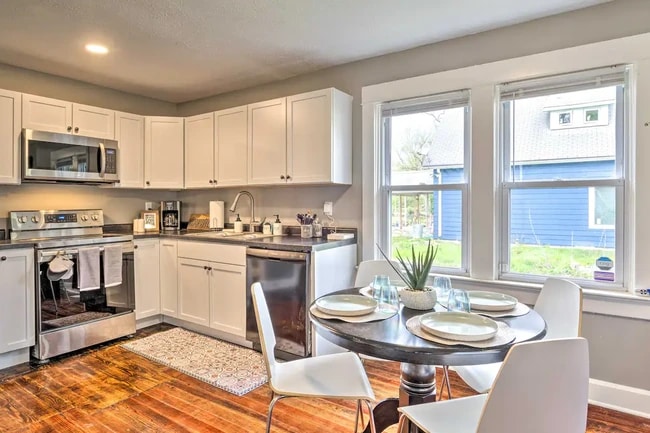 Dining Room + Kitchen - 2460 Bond St