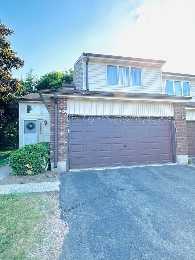 Primary Photo - 16 Arthur Dr