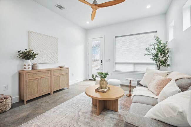 Foto del edificio - 1218 Eleanor St