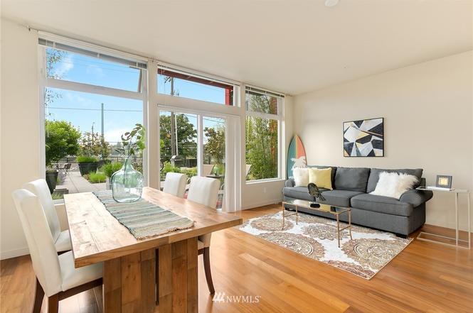 Foto principal - 2960 Eastlake Ave E