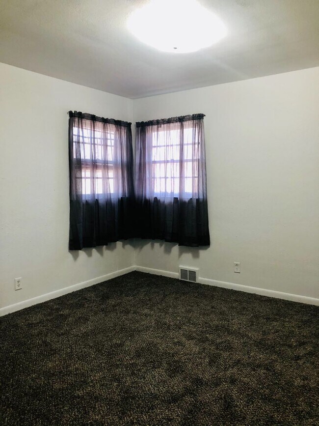 Foto del edificio - Loves Park 4 Bedroom