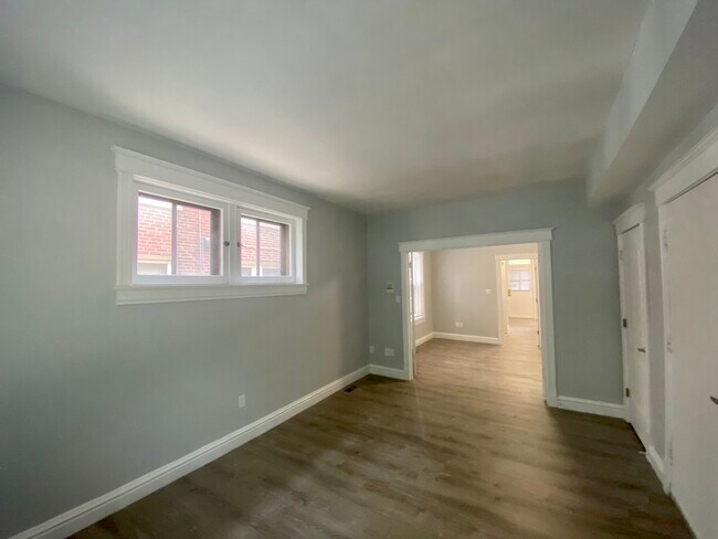 Foto del edificio - 6305 Cates Ave