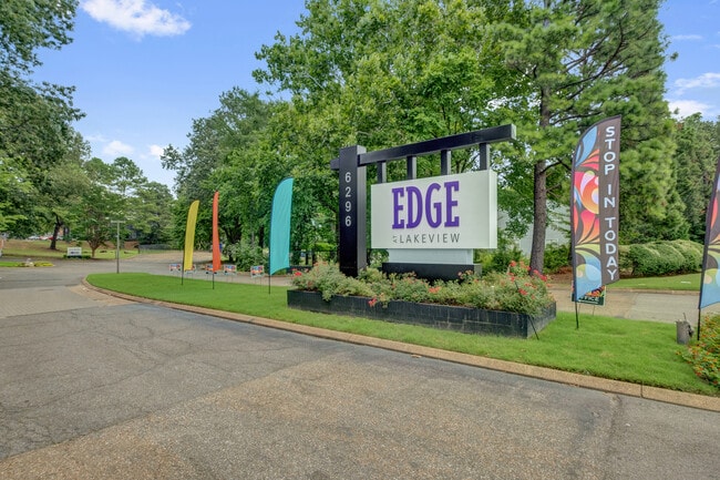 Building Photo - Edge at Lakeview