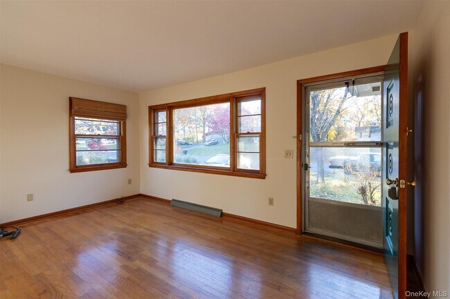 Foto del edificio - 17-19-19 Cramer Rd