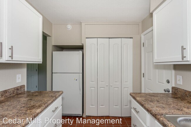 Building Photo - 2 br, 1 bath House - 4941 E. Morris